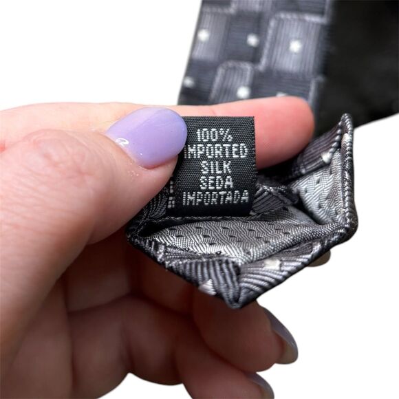 Joseph & Feiss Geometric Square Pattern Silk Tie Grey Silver - Picture 6 of 9